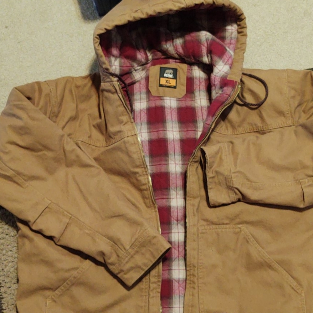 Mens Berne Jacket Size XL